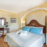 La Vecchia Fonte Boutique