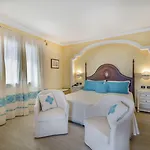 La Vecchia Fonte Boutique 4*
