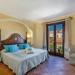 La Vecchia Fonte Boutique Hotel 4*