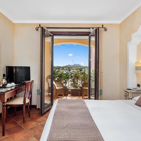 Ξενοδοχείο La Vecchia Fonte Boutique 4*