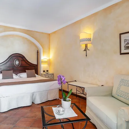 La Vecchia Fonte Boutique Hotel 4*