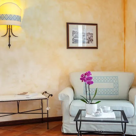 Отель La Vecchia Fonte Boutique 4*