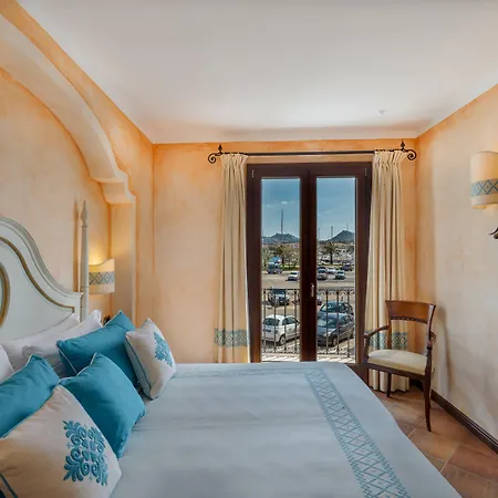 La Vecchia Fonte Boutique Палау