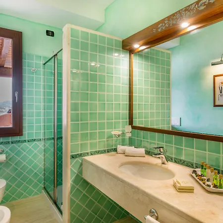 La Vecchia Fonte Boutique 4* Палау