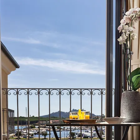 Отель La Vecchia Fonte Boutique 4*