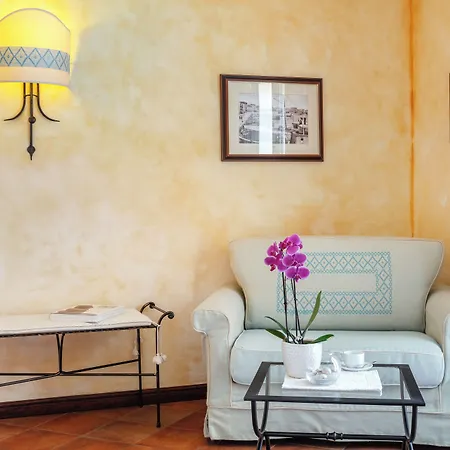 La Vecchia Fonte Boutique Hotel Palau